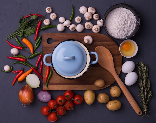 Zestaw naczyń i składników